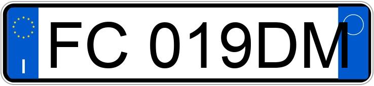 Il numero di registrazione FC019DM ha FIAT FIAT 500L