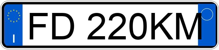 Numer rejestracyjny FD220KM posiada MERCEDES Classe C