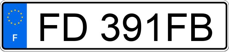 Numer rejestracyjny FD391FB posiada RENAULT CLIO IV