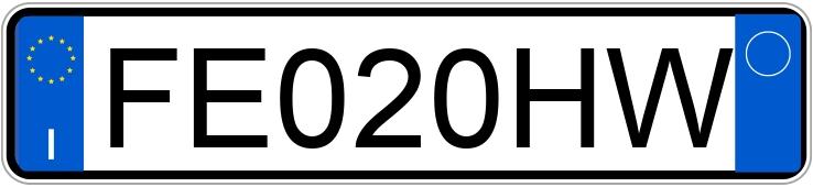 Numer rejestracyjny FE020HW posiada FIAT 500L