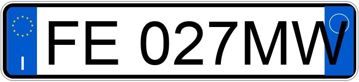 Numer rejestracyjny FE027MW posiada FIAT 500L