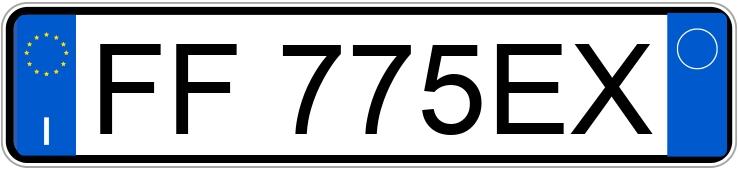 Numer rejestracyjny FF775EX posiada FIAT 500