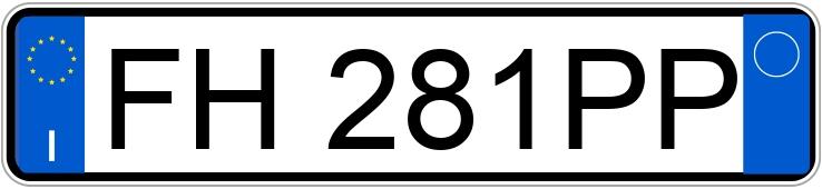 Numer rejestracyjny FH281PP posiada FIAT 500X