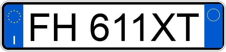 Numer rejestracyjny FH611XT posiada FIAT 500L