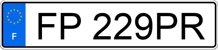 Numer rejestracyjny FP229PR posiada RENAULT CLIO III
