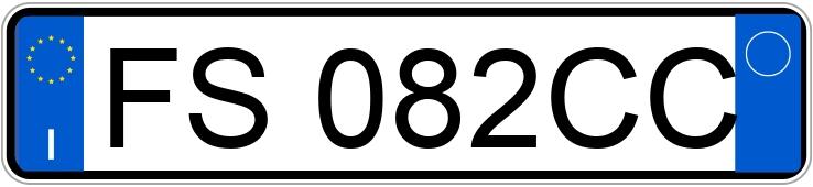 Numer rejestracyjny FS082CC posiada FIAT 500