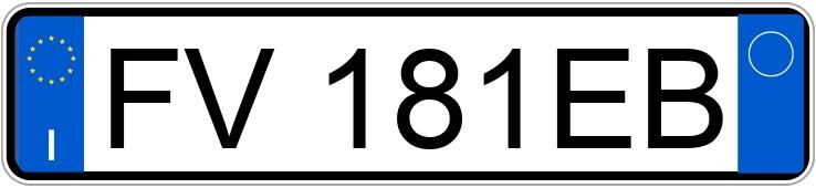 Numer rejestracyjny FV181EB posiada FIAT 500