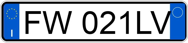 Numer rejestracyjny FW021LV posiada FIAT 500