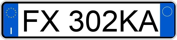 Numer rejestracyjny FX302KA posiada FIAT 500