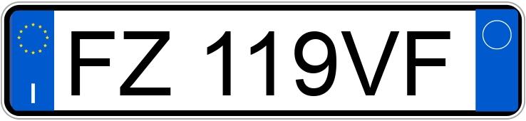 Numer rejestracyjny FZ119VF posiada FIAT 500