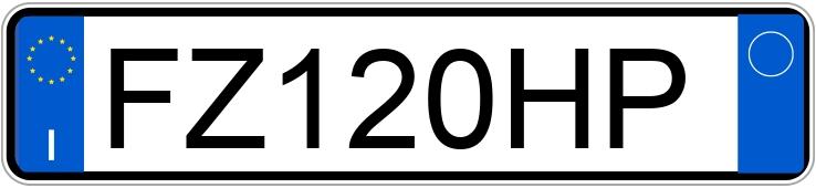 Numer rejestracyjny FZ120HP posiada FIAT 500