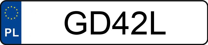 Numer rejestracyjny GD 42L posiada FIAT 500 L - GD42L