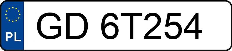 Pirat drogowy w pojeździe o numerach rejestracyjnych GD6T254