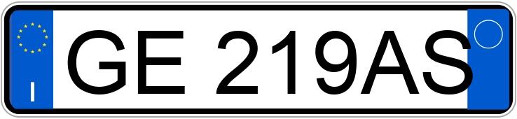 Numer rejestracyjny GE219AS posiada FIAT 500