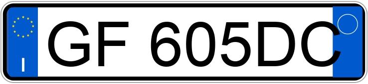 Numer rejestracyjny GF605DC posiada FIAT 500X