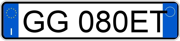 Numer rejestracyjny GG080ET posiada FIAT 500