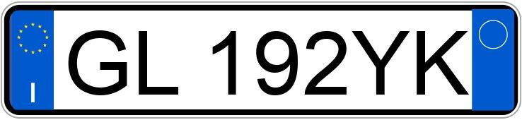 Numer rejestracyjny GL192YK posiada FIAT 500