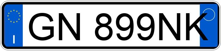 Numer rejestracyjny GN899NK posiada FIAT 500