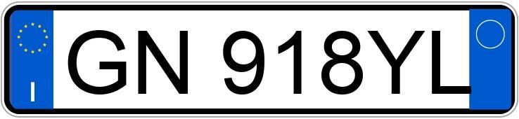 Numer rejestracyjny GN918YL posiada FIAT 500