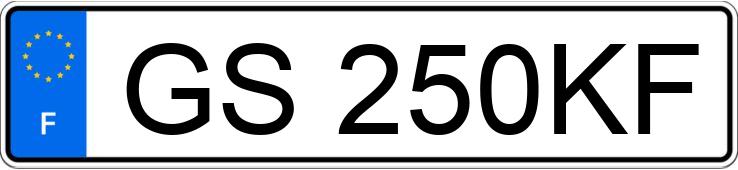 Numer rejestracyjny GS250KF posiada AUDI RS4