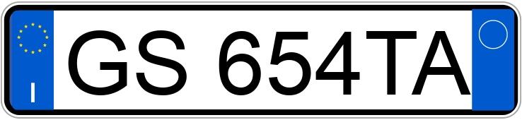 Numer rejestracyjny GS654TA posiada FIAT 500X