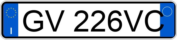 Numer rejestracyjny GV226VC posiada FIAT 500