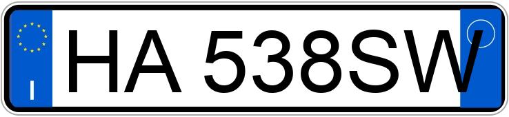 Numer rejestracyjny HA538SW posiada AUDI Q8