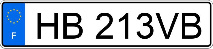 Numer rejestracyjny HB213VB posiada BMW SERIE 1 II