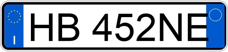 Numer rejestracyjny HB452NE posiada MERCEDES GLB