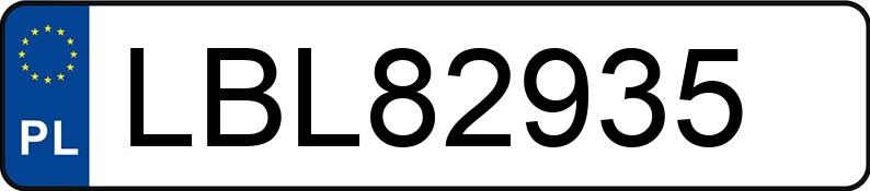 Numer rejestracyjny LBL 82935 posiada BMW 535 - LBL82935