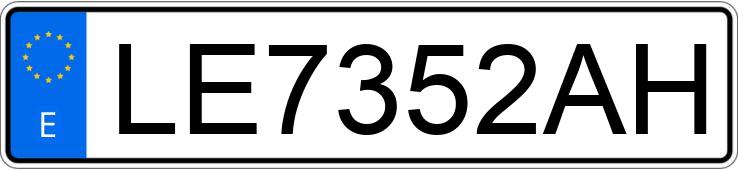 Numer rejestracyjny LE7352AH posiada MERCEDES C 250 (202)