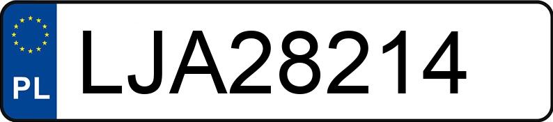 Numer rejestracyjny LJA 28214 posiada MAZDA 3 - LJA28214