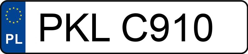 Numer rejestracyjny PKL C910 posiada BMW 318 - PKLC910