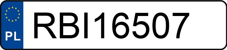 Numer rejestracyjny RBI 16507 posiada MERCEDES-BENZ CLS 400 MR`15 E6 218 CLS 400 MR`15 E6 218 - RBI16507