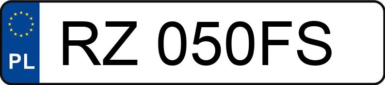 Numer rejestracyjny RZ 050FS posiada AUDI Q5 - RZ050FS