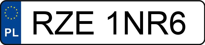 Numer rejestracyjny RZE 1NR6 posiada HONDA CR-V 2.0 I - RZE1NR6