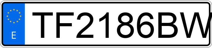 Numer rejestracyjny TF2186BW posiada NISSAN SERENA