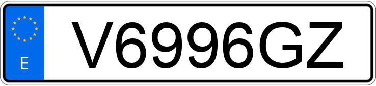 Numer rejestracyjny V6996GZ posiada JAGUAR XJ8