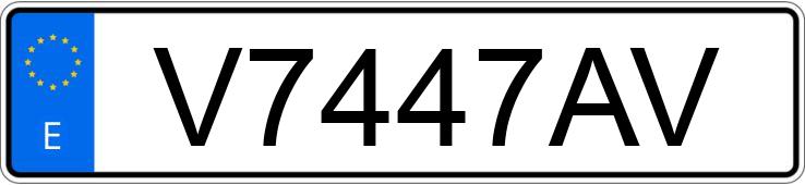 Numer rejestracyjny V7447AV posiada RENAULT 4