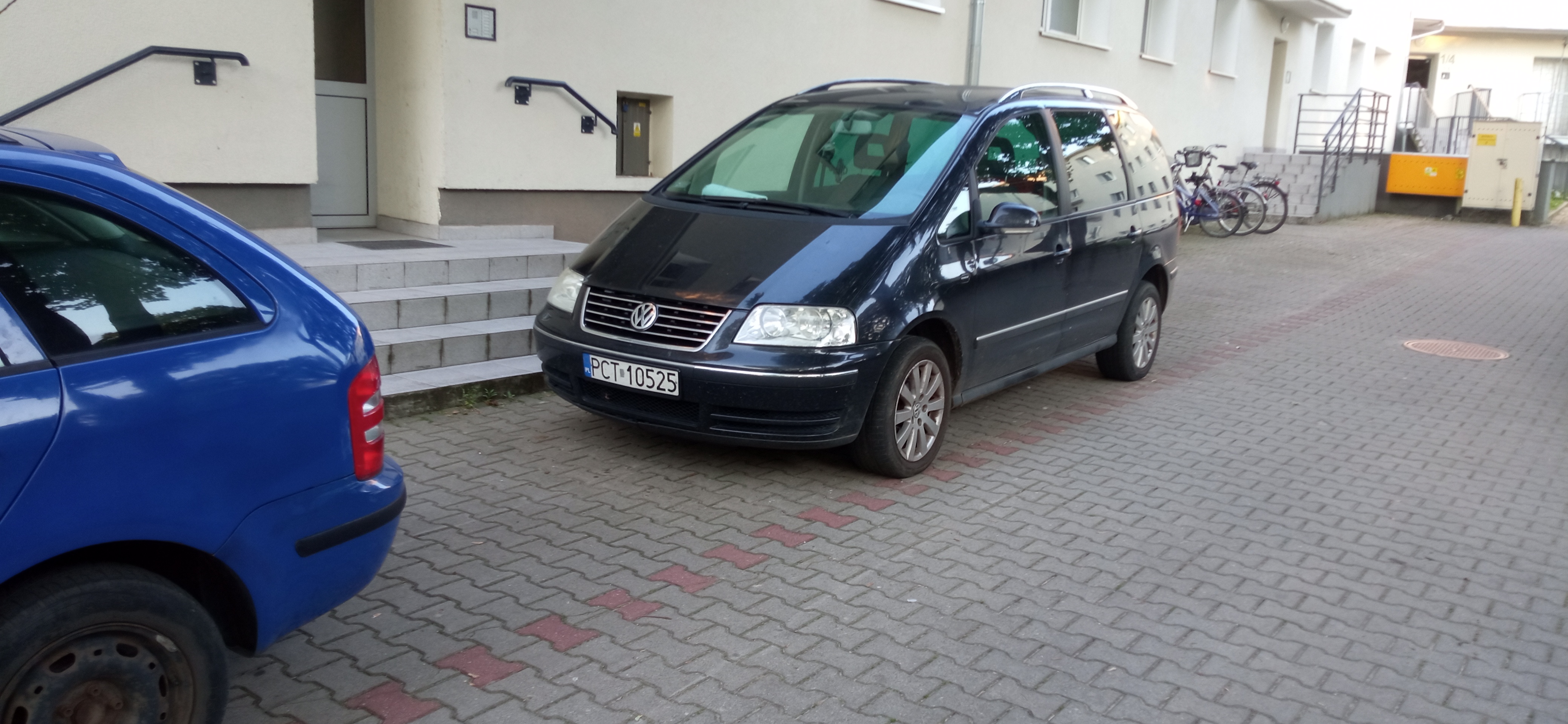 Parkeringsmester i et køretøj med PCT10525-numre