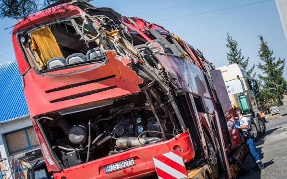 Реєстраційний номер RJS 09275 має IRIZAR I6 14.37 - RJS09275
