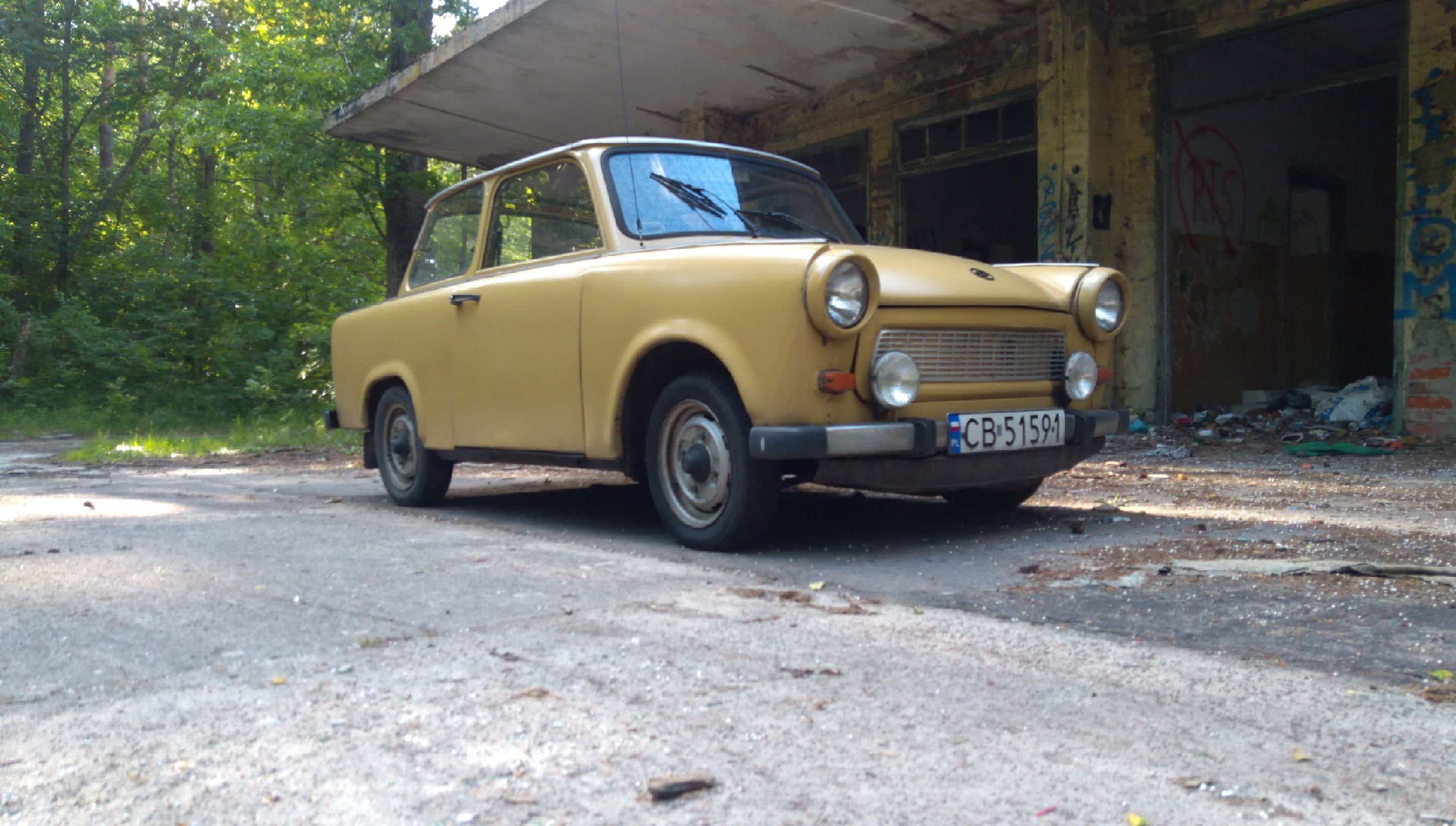 Numer rejestracyjny CB51591 posiada TRABANT 601 0.6 S