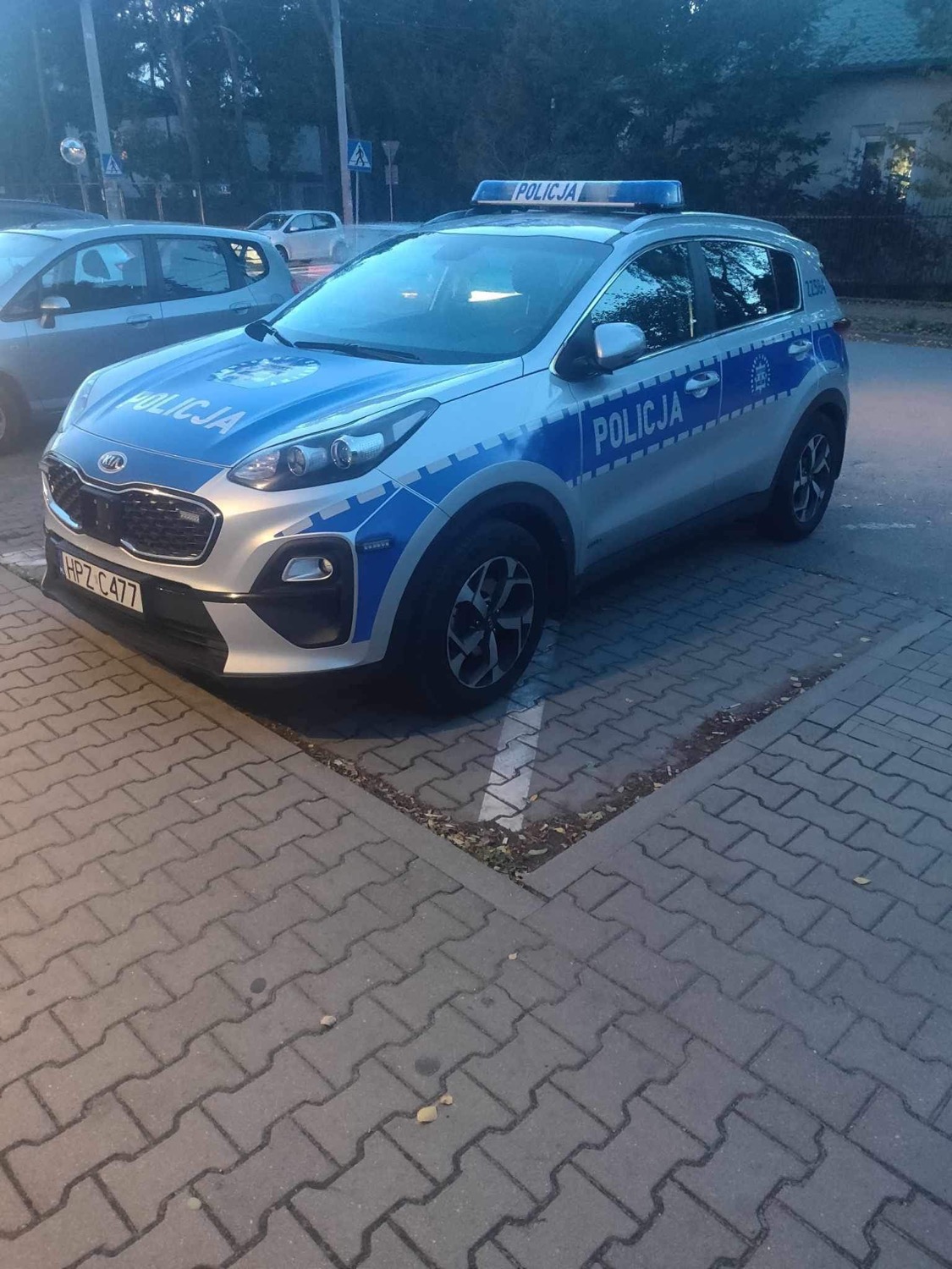 Parking Master en un vehículo con números HPZC477