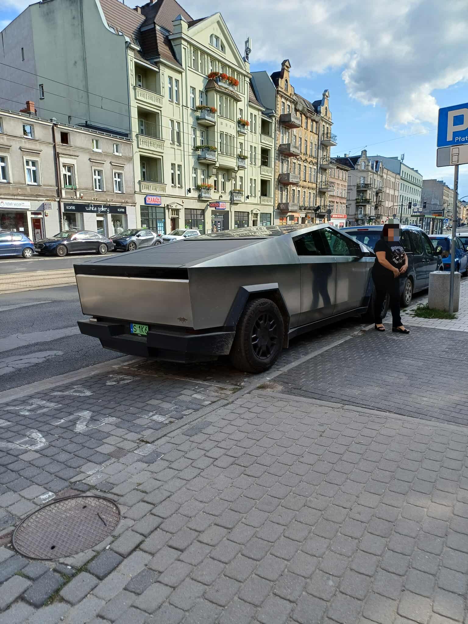 Numer rejestracyjny S1K6 posiada TESLA Model 3 MR`24 Long Range 78kWh CVT