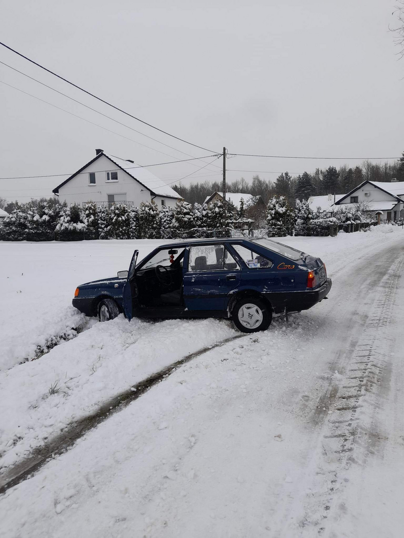 The registration number KCP 0223 has FSO POLONEZ 1,5L - KCP0223