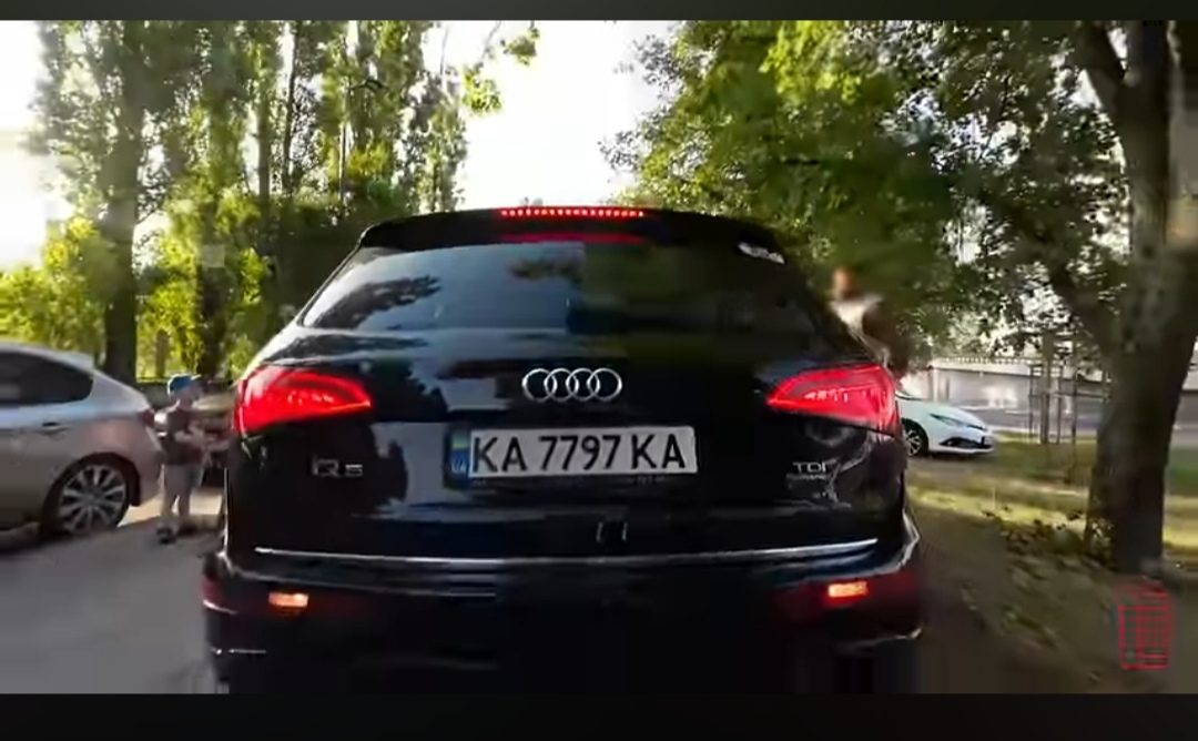 Numer rejestracyjny KA7797KA posiada Audi Q5