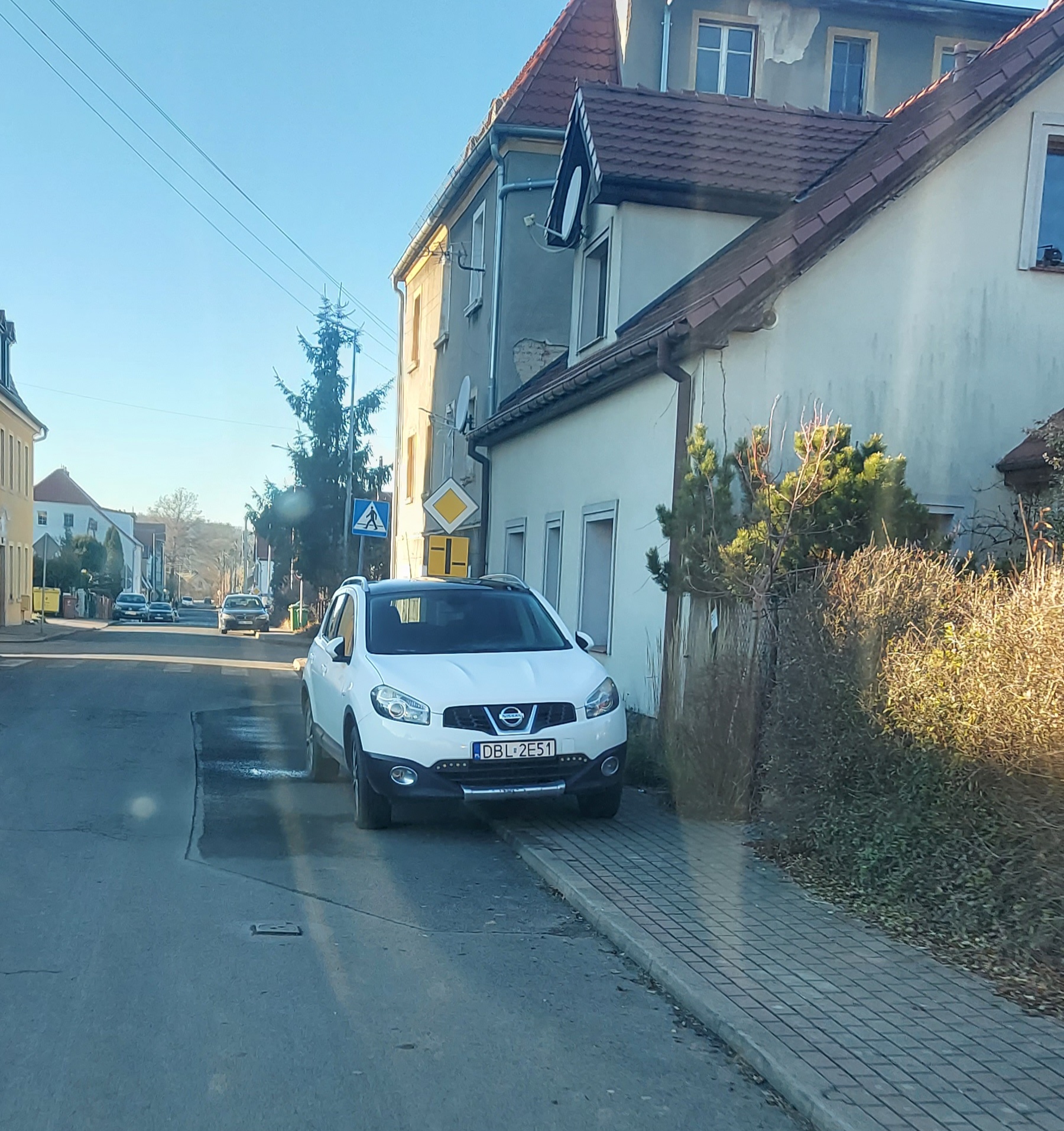 Mistrz parkowania w pojeździe o numerach DBL2E51