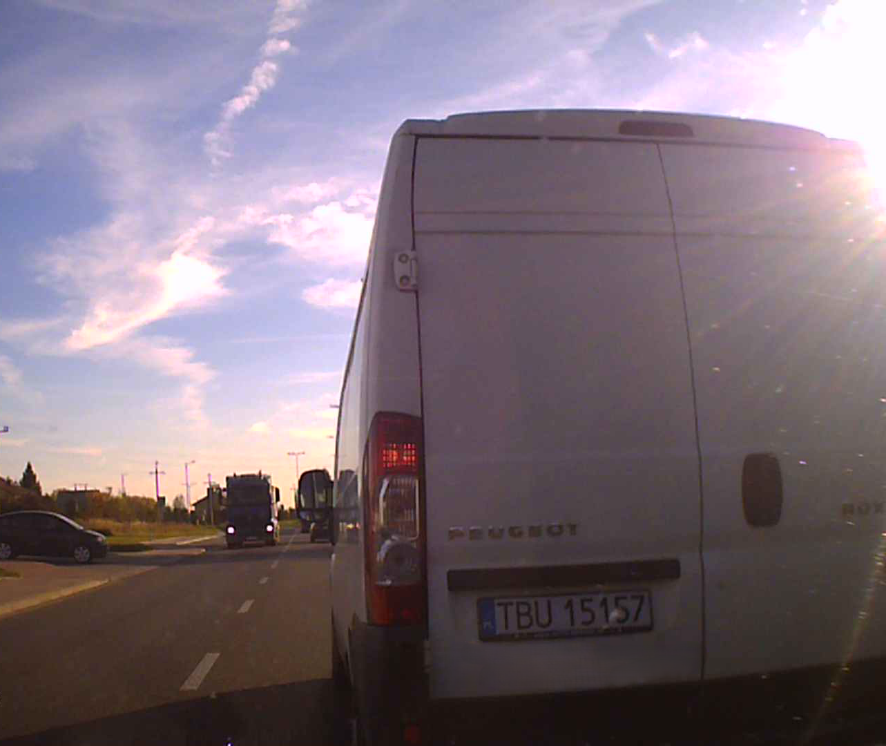 Numer rejestracyjny TBU 15157 posiada PEUGEOT Boxer L1H1 - TBU15157