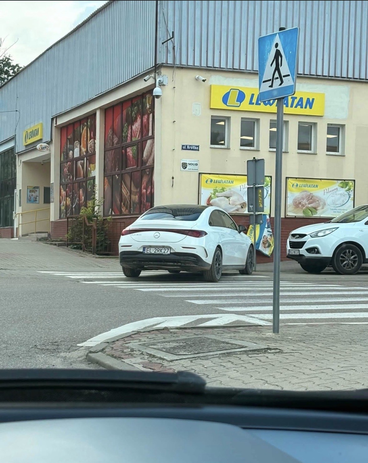 Numer rejestracyjny EL 2RK27 posiada MERCEDES-BENZ CLA 200 MR`25 E6 178 AMG - EL2RK27