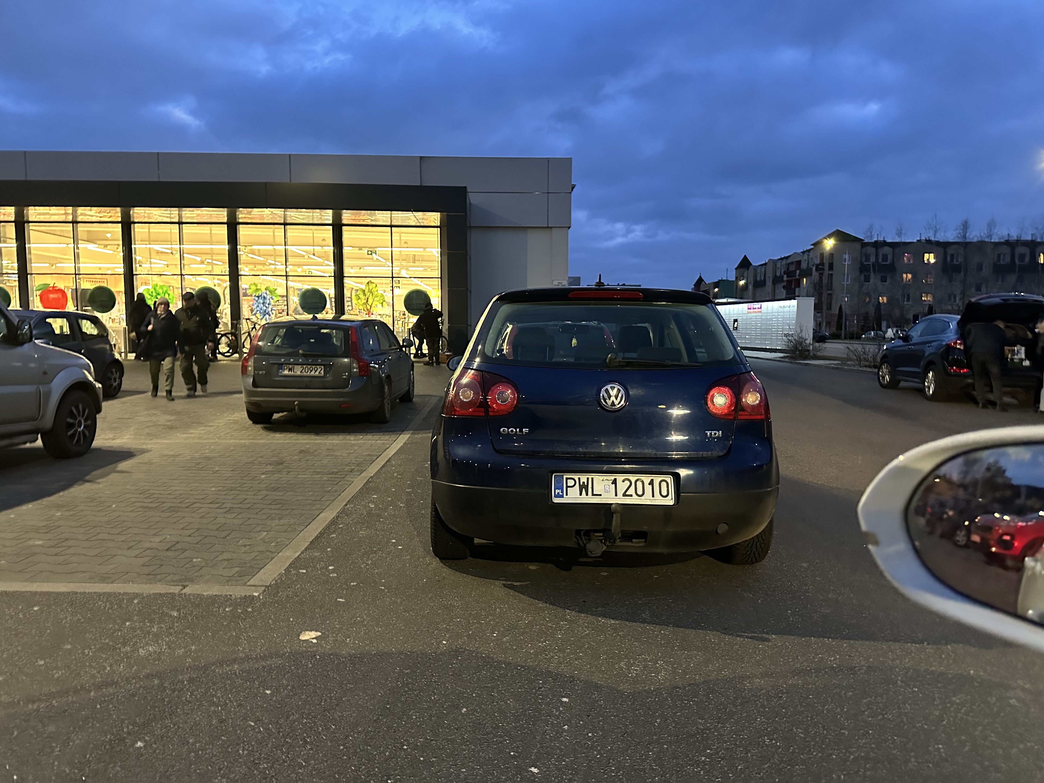 Parkeringsmester i et kjøretøy med PWL12010 tall